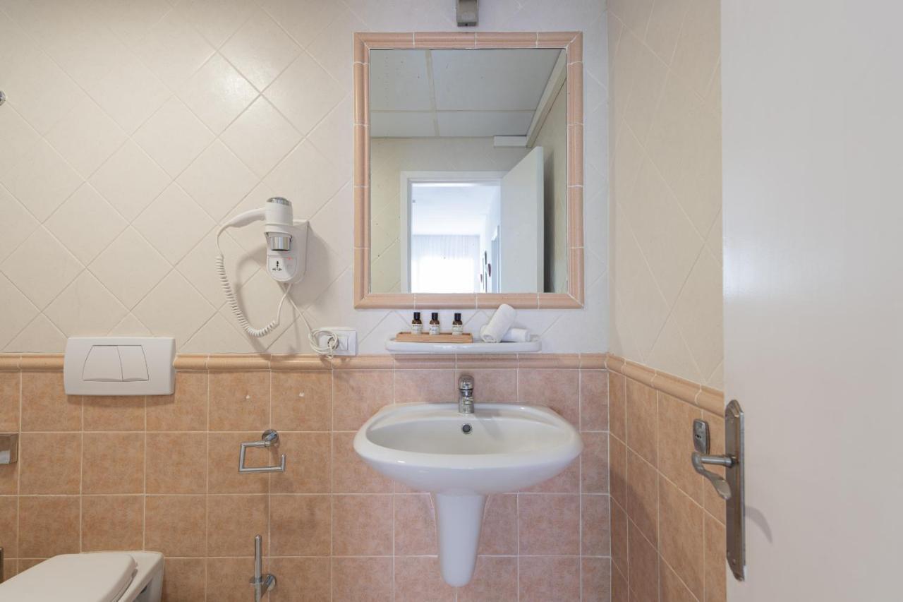 Apartamento 1 Con Terraza Y Piscina En Corralejo Exterior photo