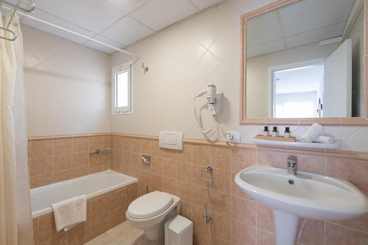 Apartamento 1 Con Terraza Y Piscina En Corralejo Exterior photo