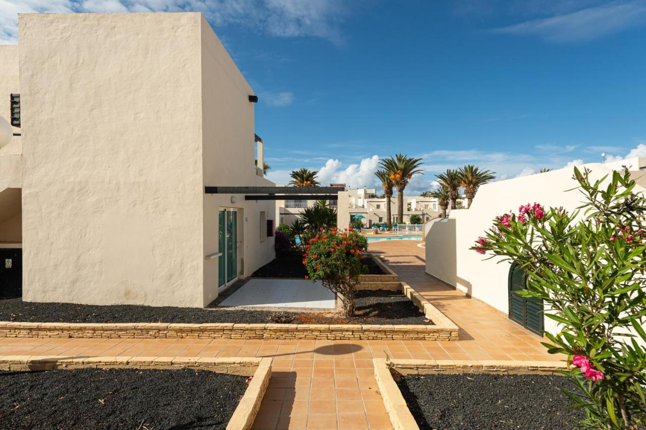 Apartamento 1 Con Terraza Y Piscina En Corralejo Exterior photo