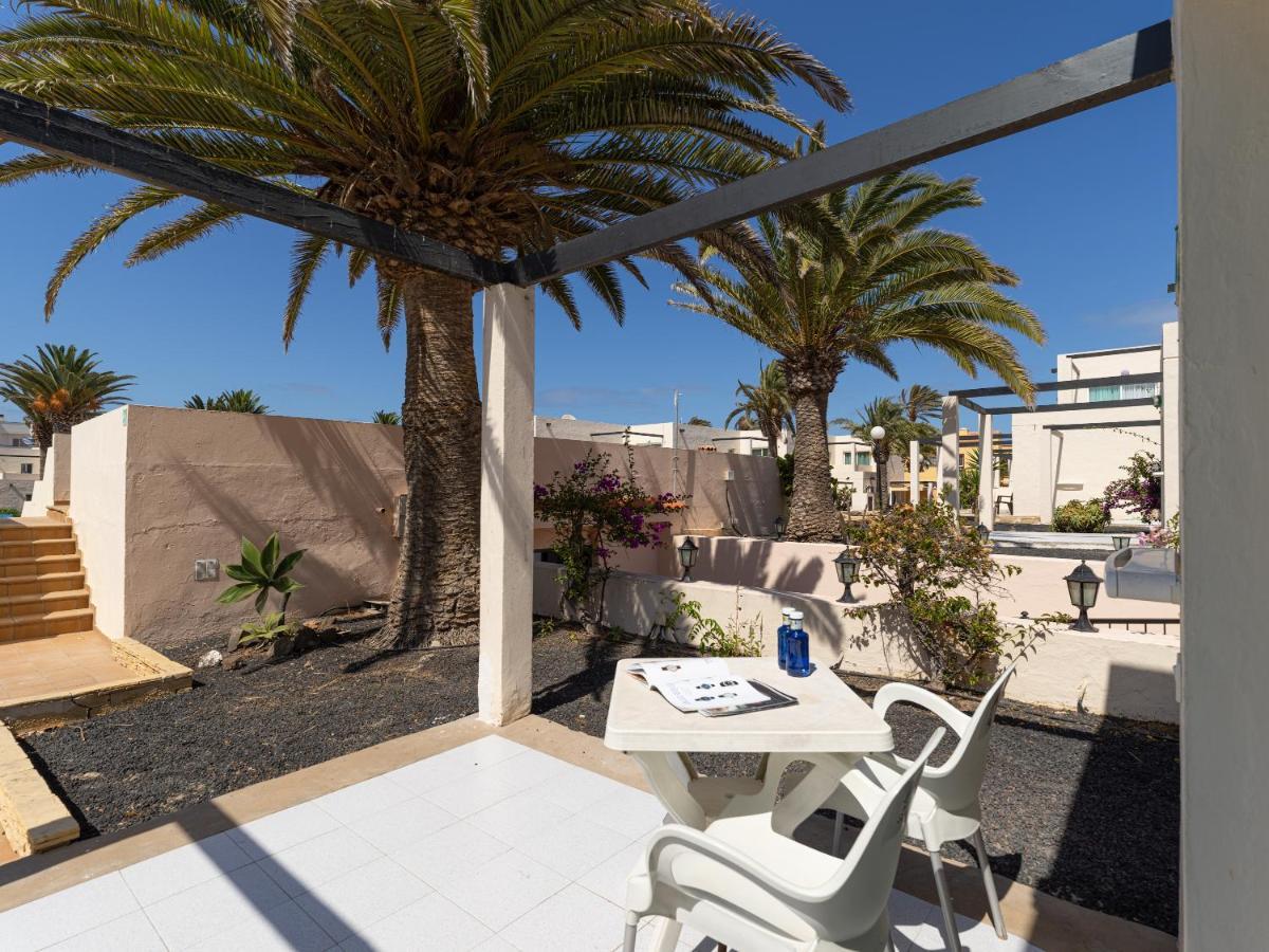 Apartamento 1 Con Terraza Y Piscina En Corralejo Exterior photo